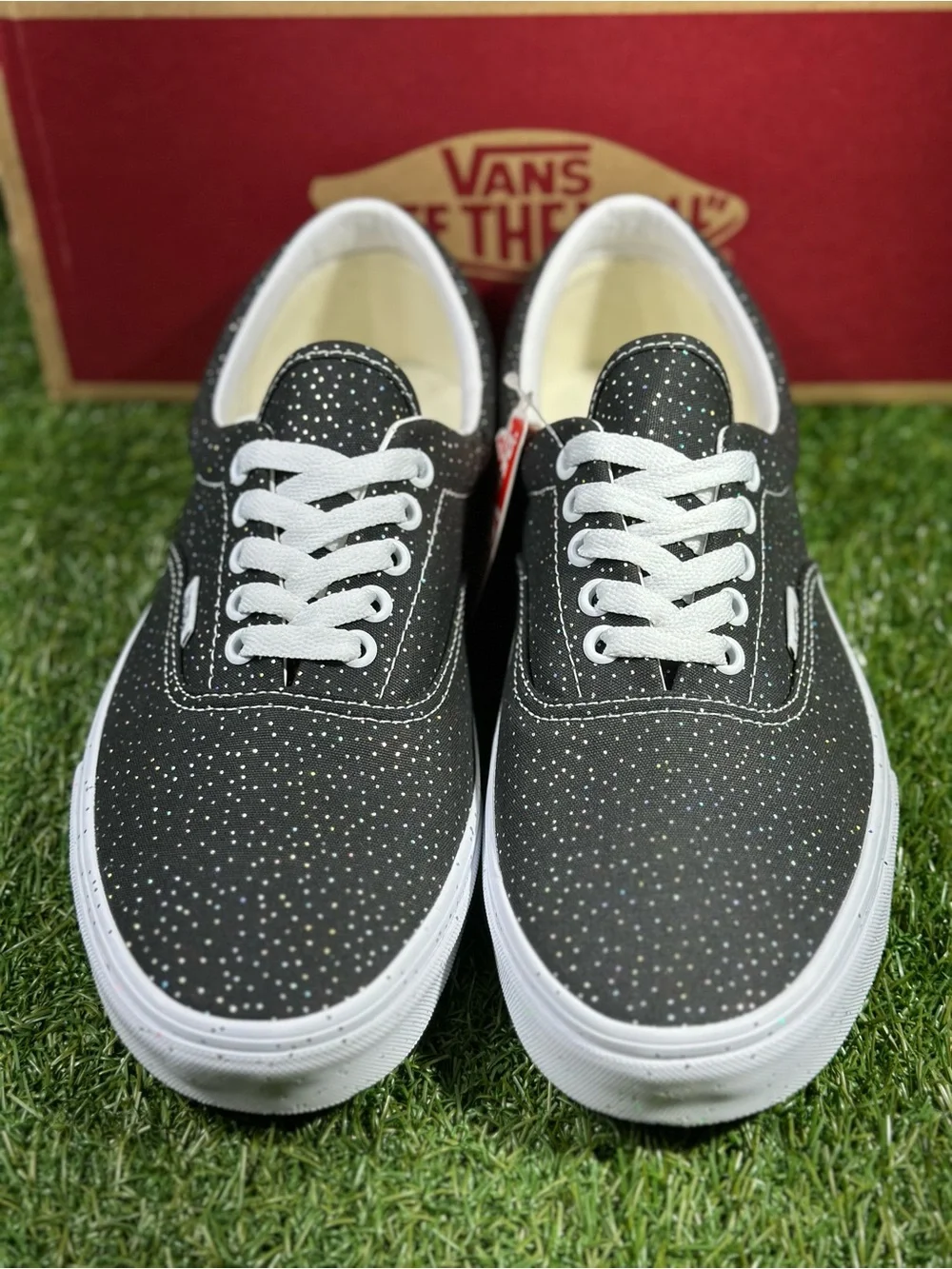 Vans Era Confetti, Black/ Silver Glitter/ White, Men’s 10, VN0A4U392NA
